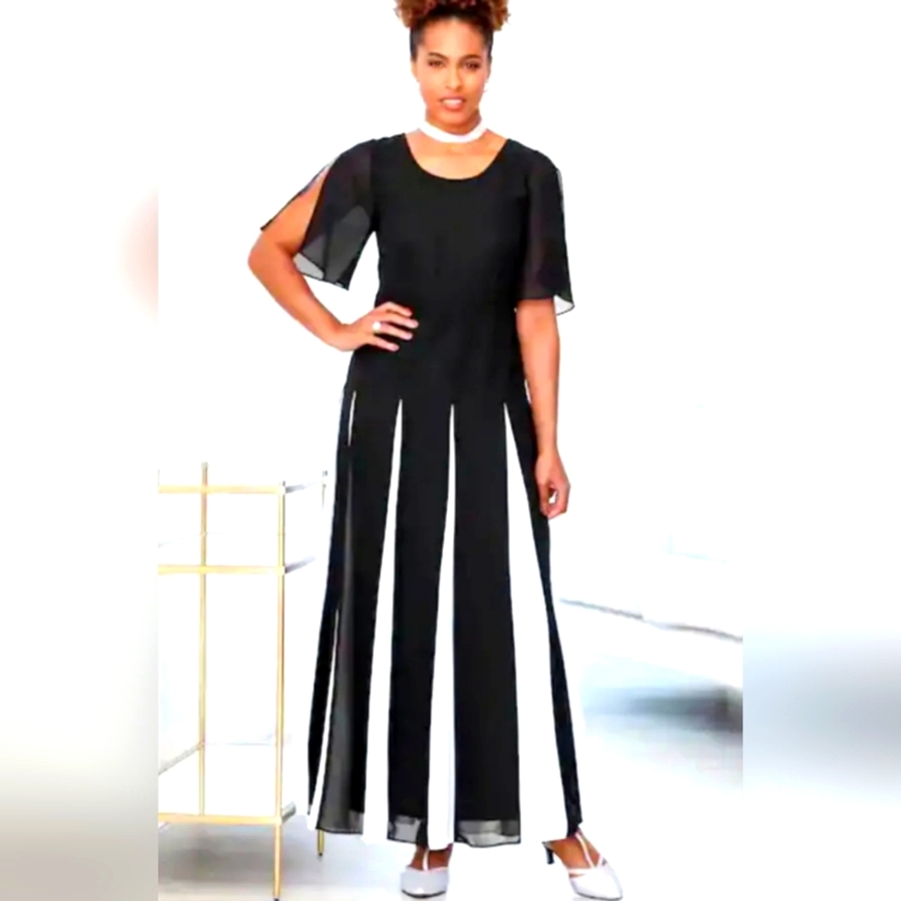 Size 6  Ashro Black White Formal Church Wedding Party Addae Flowy Gown Dress